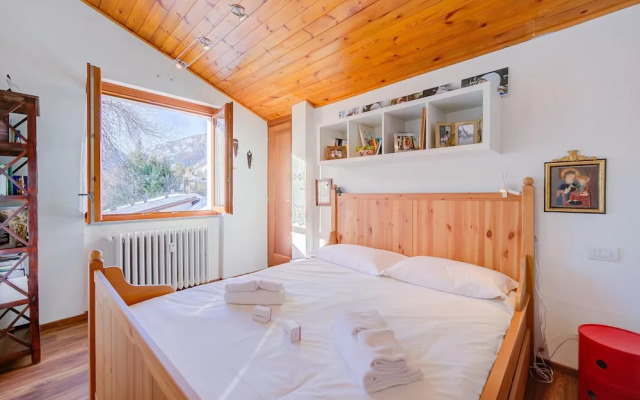 White House Ski Relax