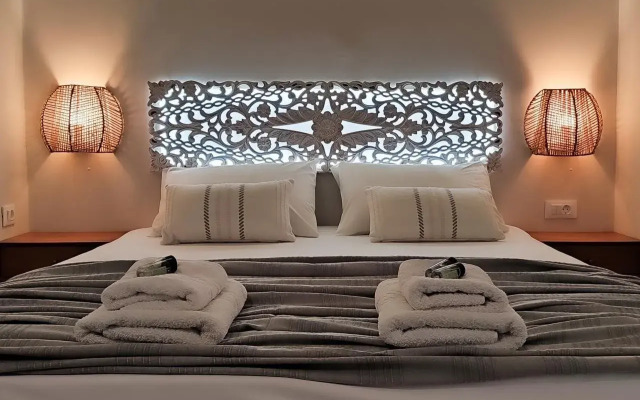 Niki Apartments