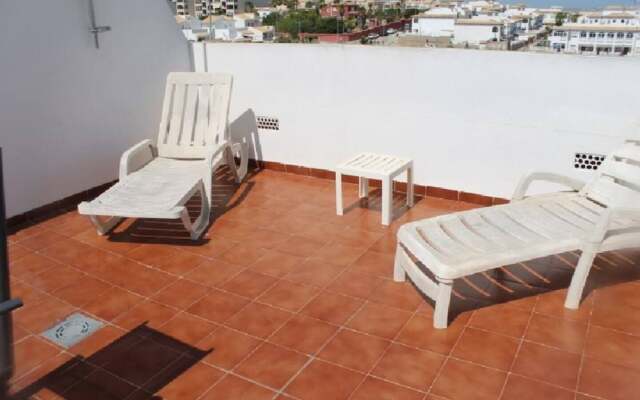 La Cinuelica R15, 1st Flr Apt with 2 Com Pool L164