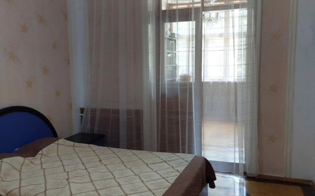 Квартира в центре города в парковой зоне