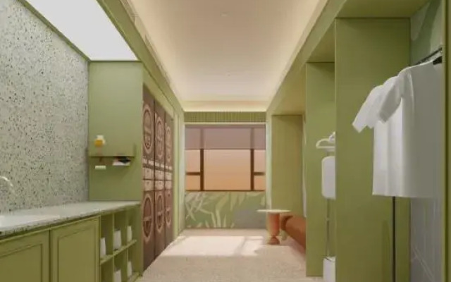 Orange Hotel (Qingyuan Yingde Branch)