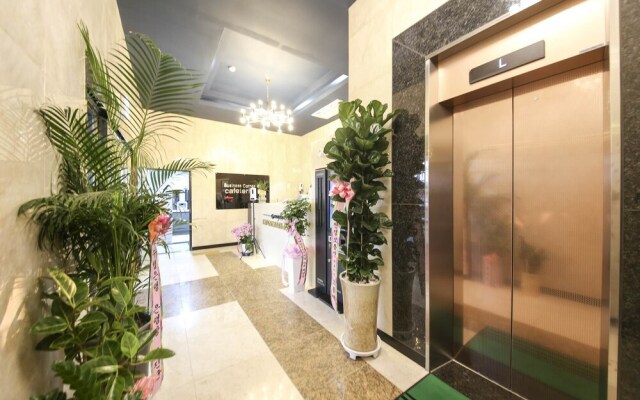 City Hotel