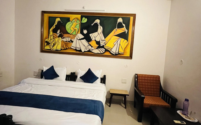OYO 17284 Hotel Vrindavan Palace