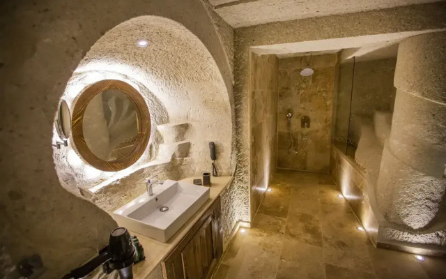 Anka Cave Suites