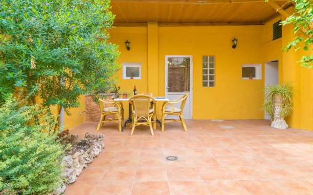 Sabatera in Inca With 1 Bedrooms and 1 Bathrooms