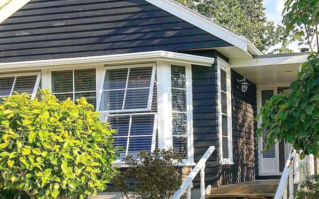 Hugo and Carter's Lodge Rotorua NZ