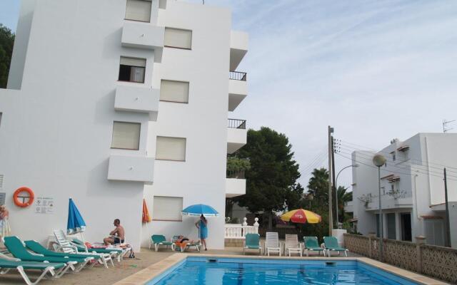 Apartamentos Mar Bella