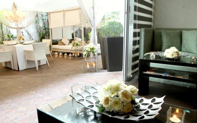 The Sulo Riviera Hotel