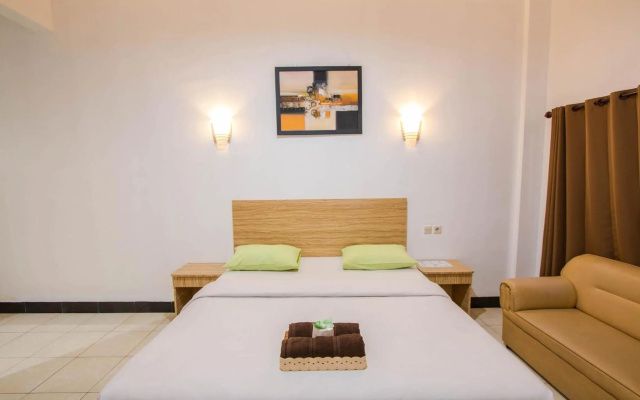 Central Inn – Guest Rooms – Senggigi