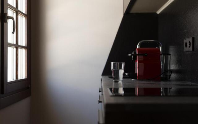 Chacon Apartments  Suites