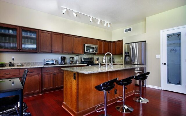 Chandler - 4 Bedroom Home - Chandler