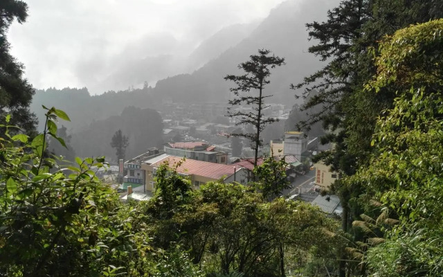 Qun Feng Hotel