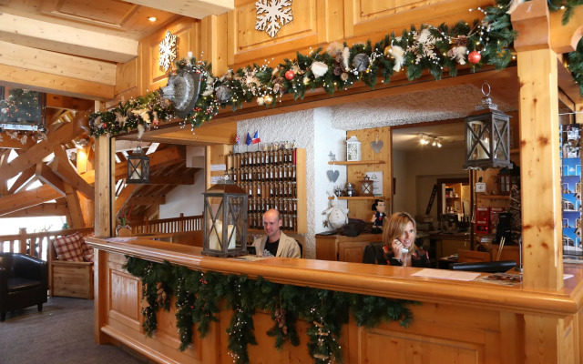 Hôtel Club le Crêt