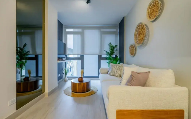 w Majestic 1BR w Fantastic Deco in Casco View