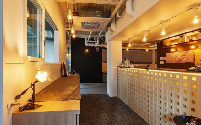 plat hostel keikyu kamakura wave