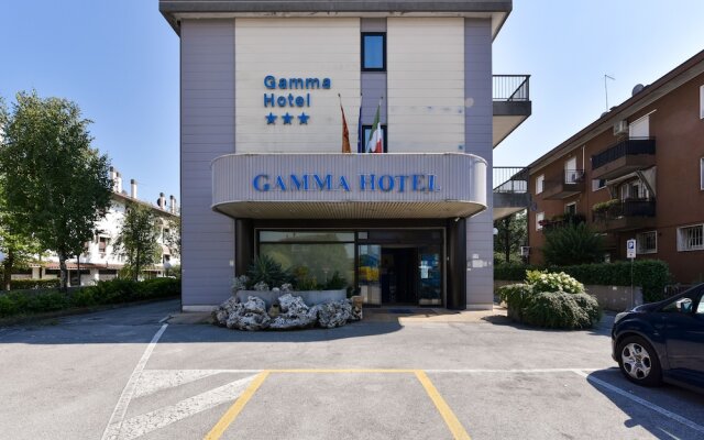 Hotel Gamma