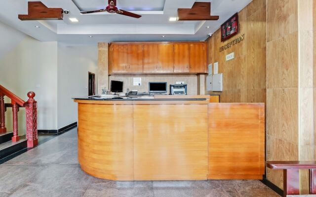 OYO 10675 Prakasam Residency