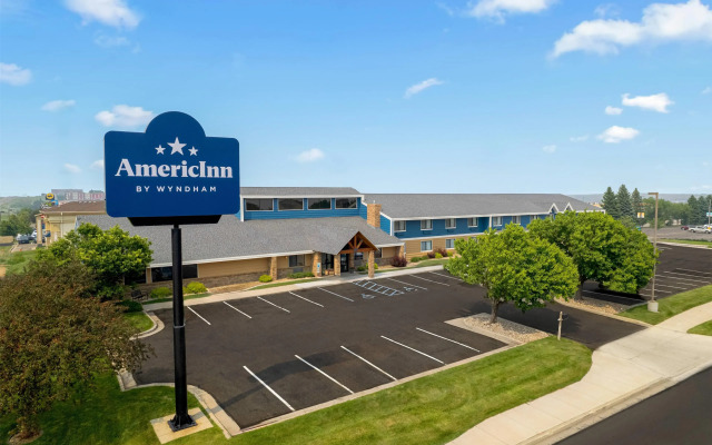 AmericInn by Wyndham Bismarck
