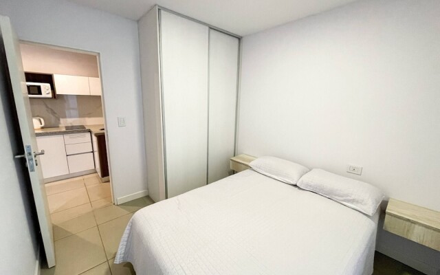 Impeccable 1 Bedroom Apartment in a Lively Area of Rosario
