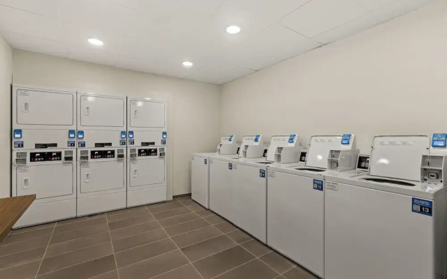 Everhome Suites Brownsville