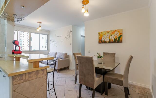 Moderno e aconchegante e próximo à Praia #IA18