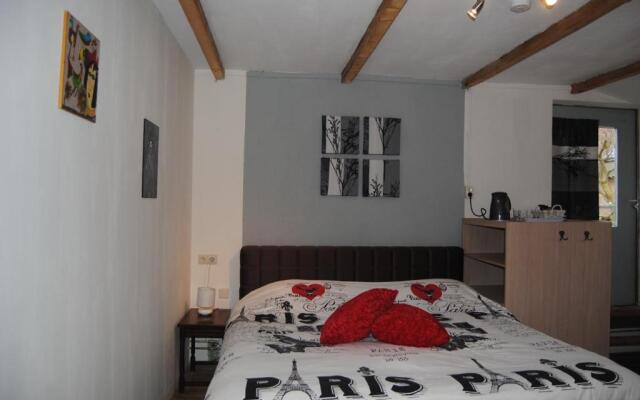 B&B Warnstee