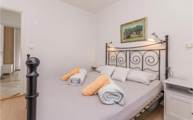 Holiday home Dobropoljana V