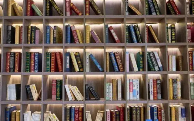 HanTing Hotel (Wuhan SKP Chuhehan Street Subway Station)