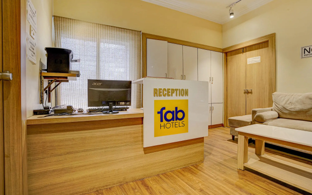 Fabhotel Heritage Palace