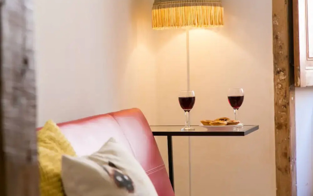 Bica Elevator Apartment Rentexperience