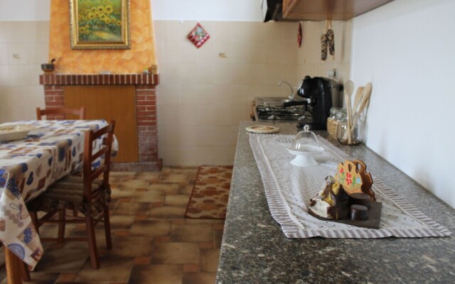 Amalfi Coast Incoming