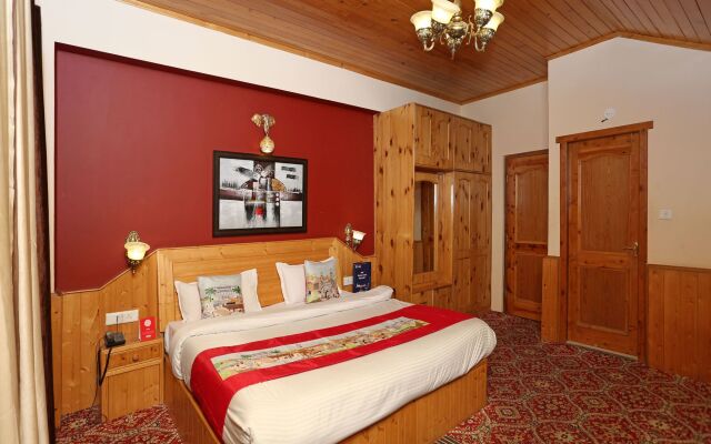 OYO 1837 Hotel Golden Meadows