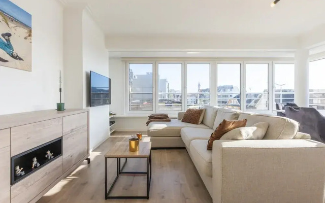 Modern Flat Near the sea