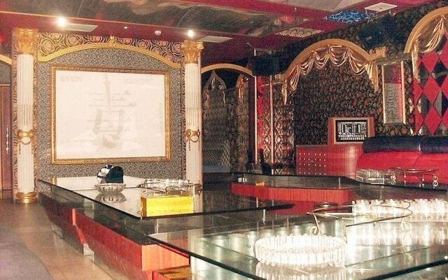 Danxia Hot Spring Holiday Resort Shaoguan