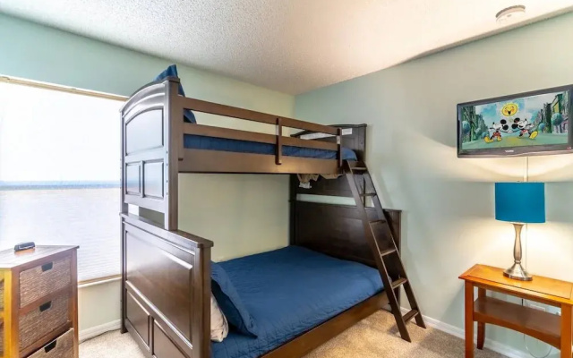 8538 Emerald Island