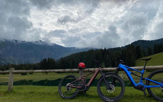 A Place 2 Be, Megeve Centre