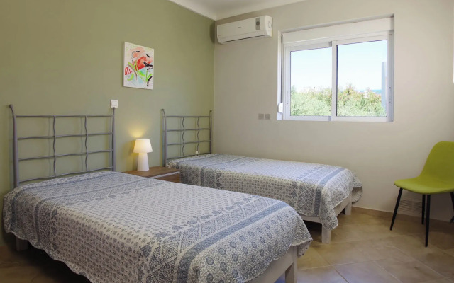 Elea apartments