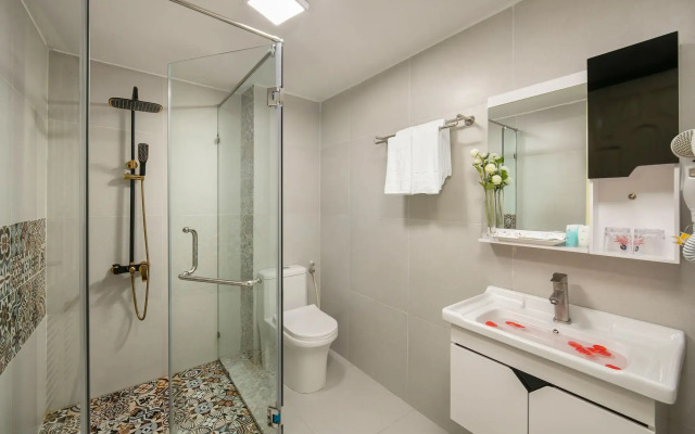 Diamond Legend Hotel