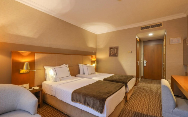 Tugcan Hotel