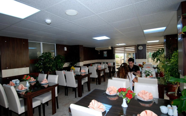 Lara Diamond Hotel