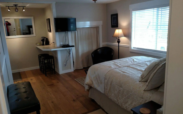 Friday Harbor Grand B&B