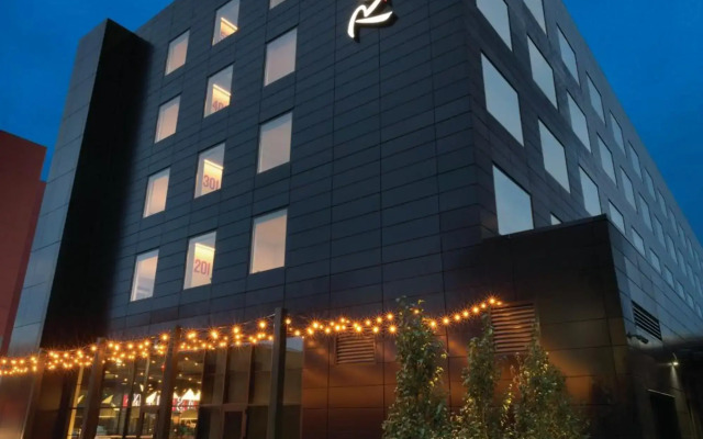 Radisson RED Minneapolis Downtown