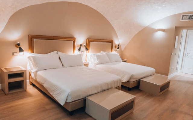 Caruso Place Boutique & Wellness Suites