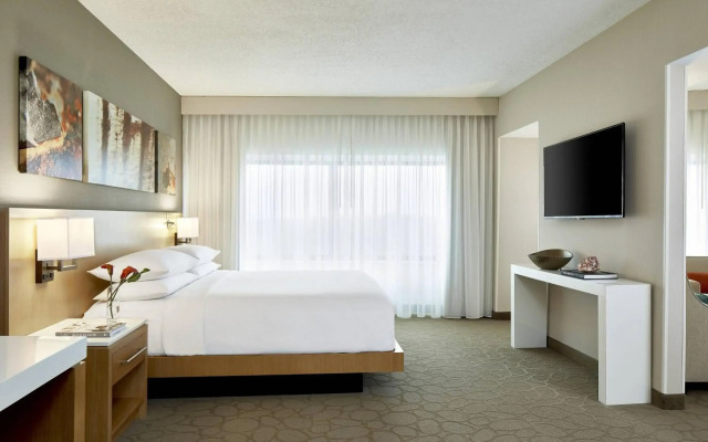 Renaissance Chicago Glenview Suites Hotel