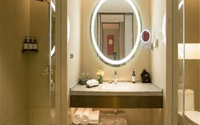 Fengshan International Hotel