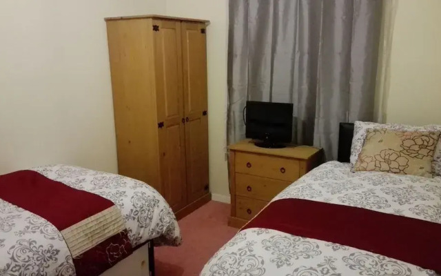 Manor House with Garden 6ppn Max