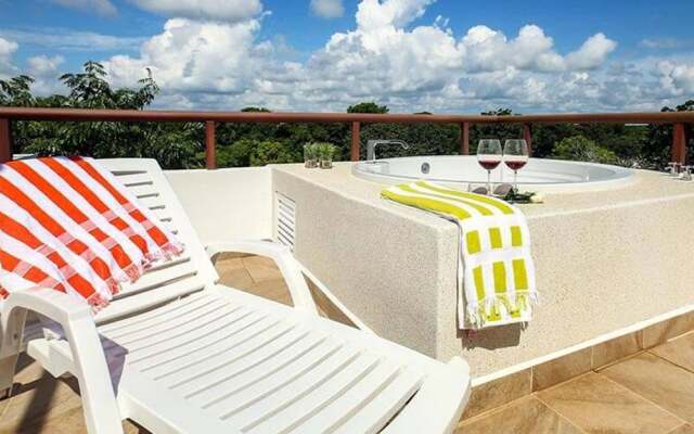 KIN PH1 Luxury Corner Penthouse by Gate48