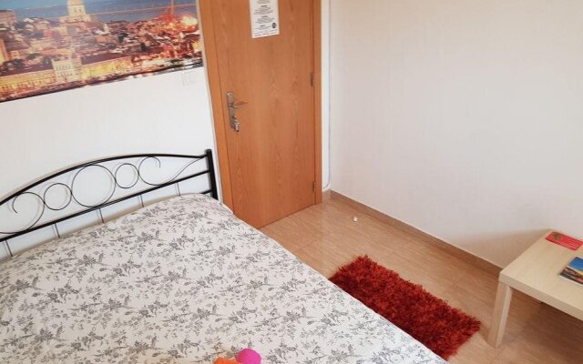 Beatus Sweet Rooms Hostel