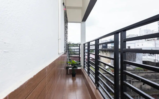Lakeside Suites