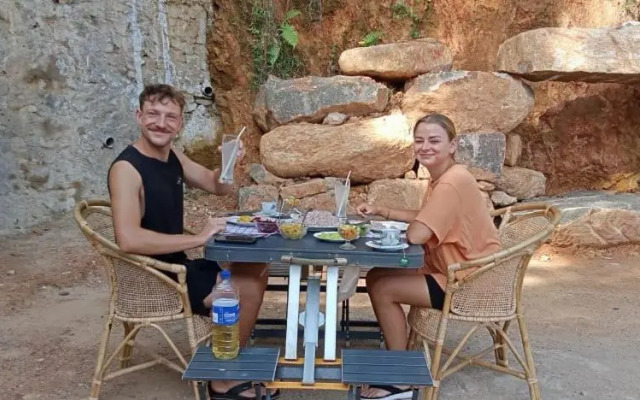 Jungle Beach Hostel